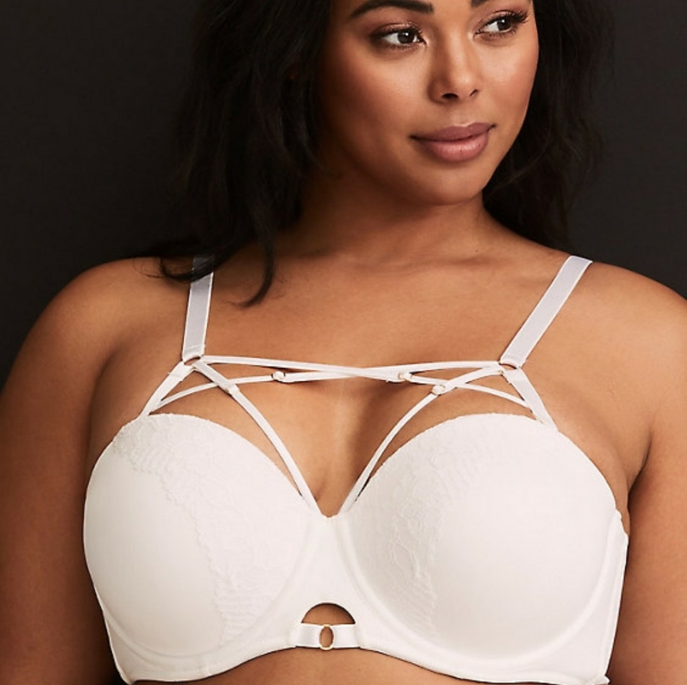 Torrid multi strap- strapless bra